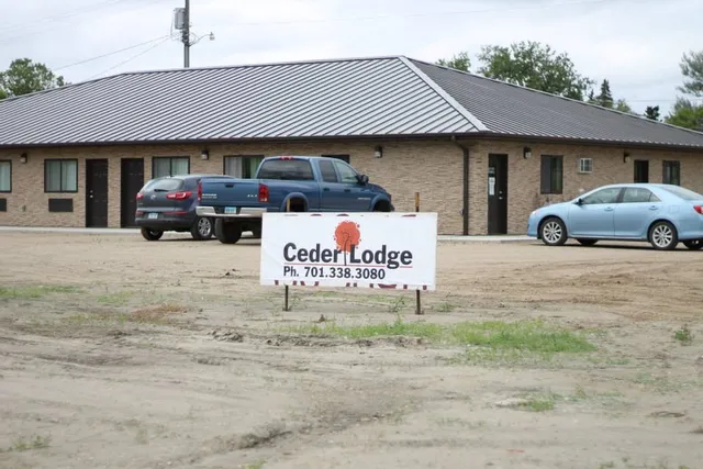 Ceder Lodge & RV Park