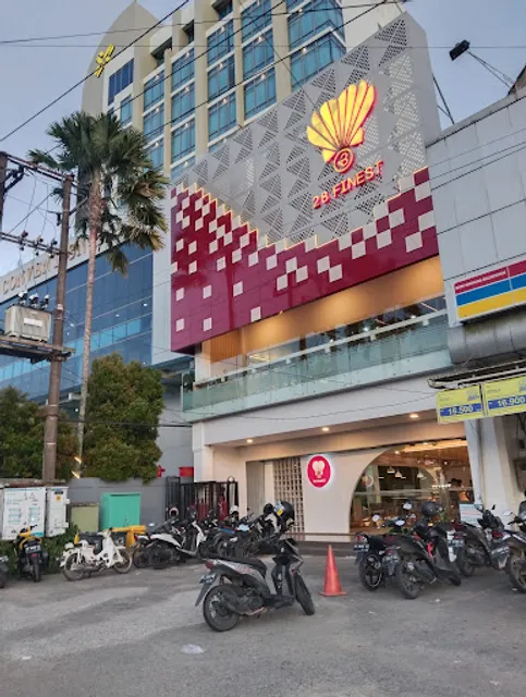 28 Gourmet Pastry & Delicatessen