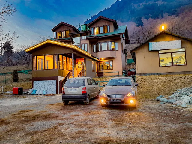Golf View Resort Pahalgam
