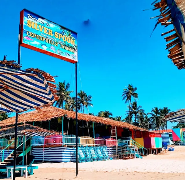 SILVER SPOON beach shack
