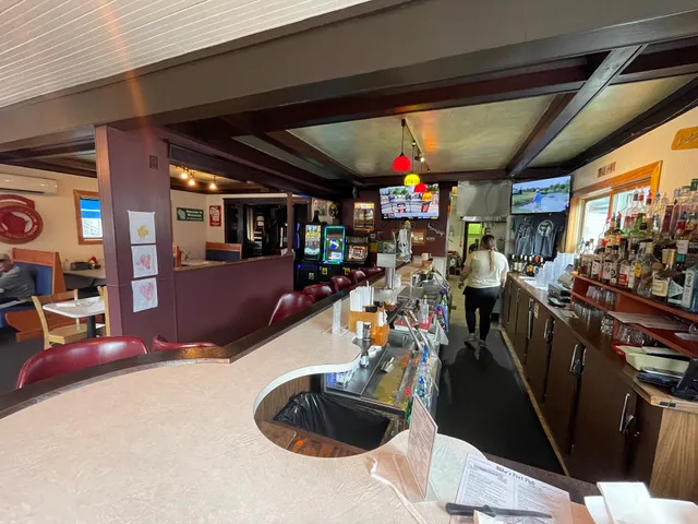 Mike's Port Pub & Grill