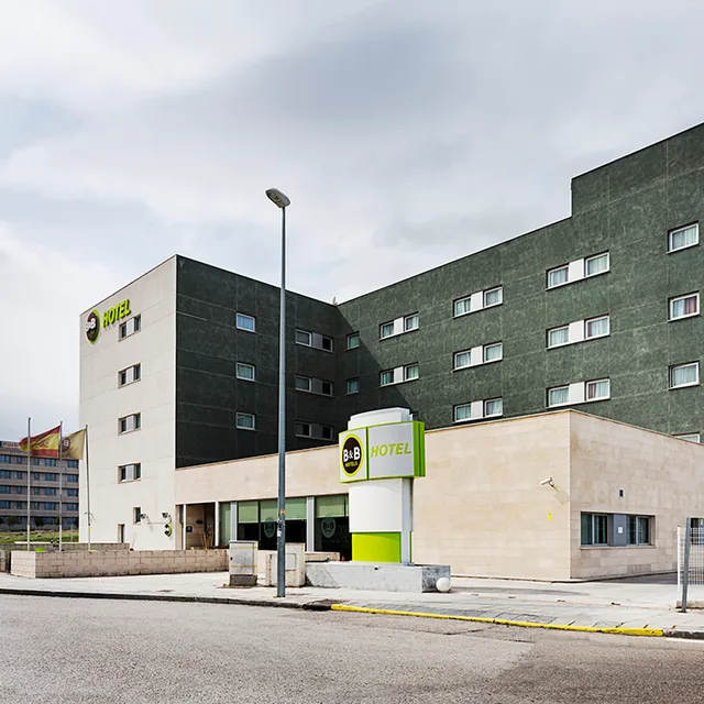 B&B HOTEL Madrid Aeropuerto T1 T2 T3