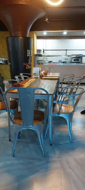 Delhi Cafe,Subway Bahadurshah zafar marg