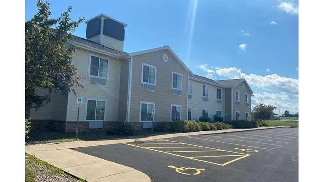 AmericInn by Wyndham Oshkosh