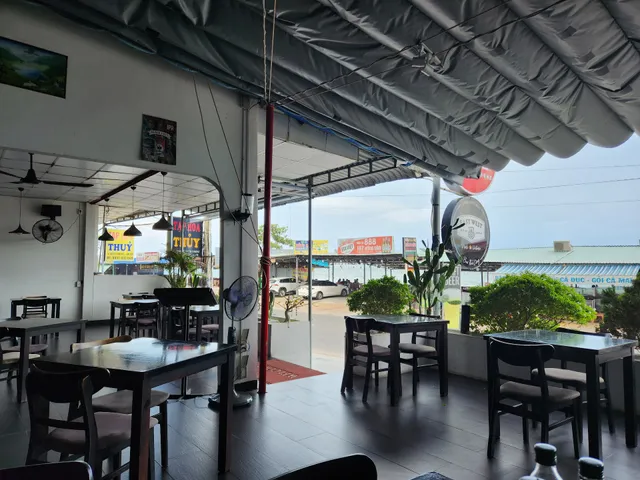 Swiss House Bar & Restaurant