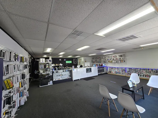 Phone & Tech Innovations