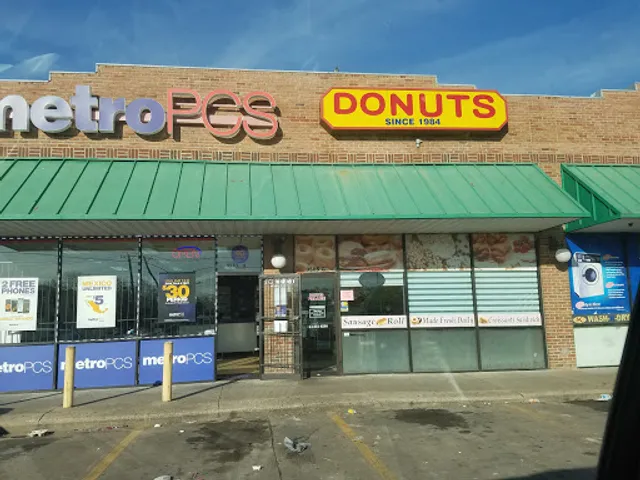 Donut Palace