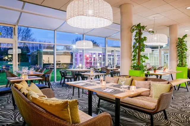 "Parenthèse", By Novotel