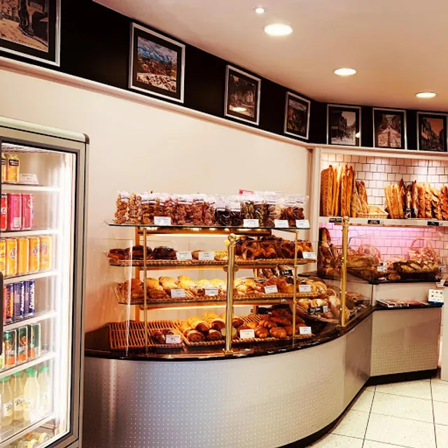 Boulangerie Pâtisserie "L´Arome Sucré Dinan"