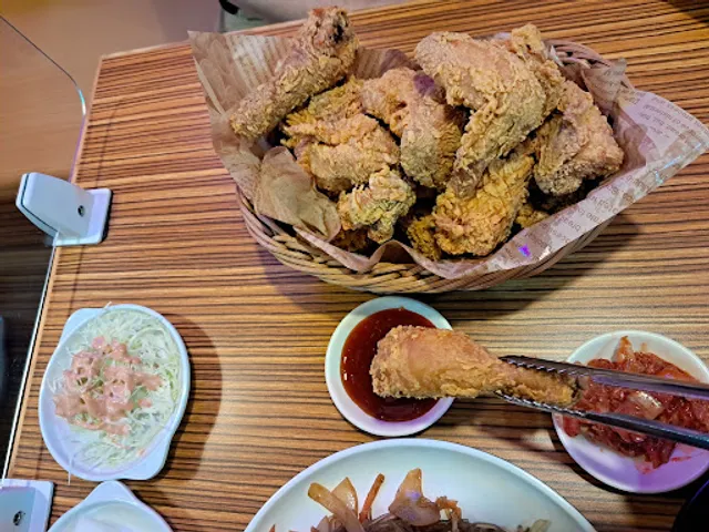 Chicken Hof & Soju