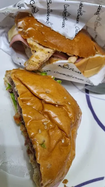 Carbón Burger - Jr. Arequipa