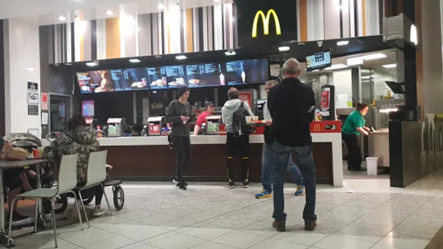 McDonald's Hamilton Centre Place