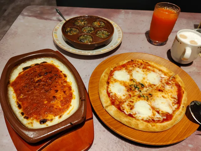 Saizeriya Kiralis Hakodate Station