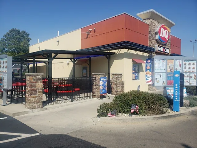 Dairy Queen Grill & Chill