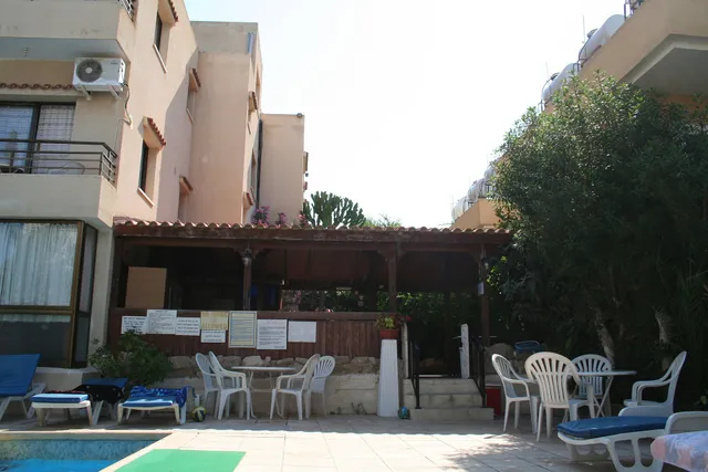 Panklitos Apartments