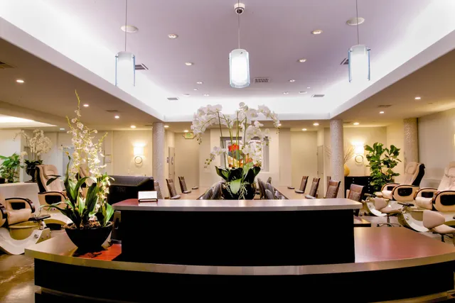 Bollinger Nail Salon