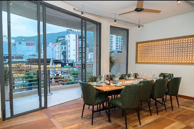 Nhà Hàng Cá Khói