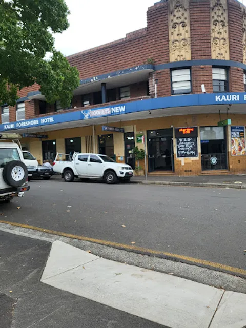 Kauri Foreshore Hotel