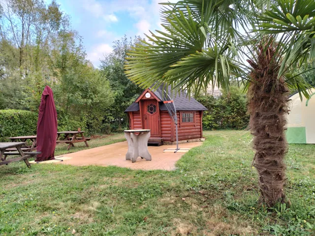 Camping "THE SITTELLE"