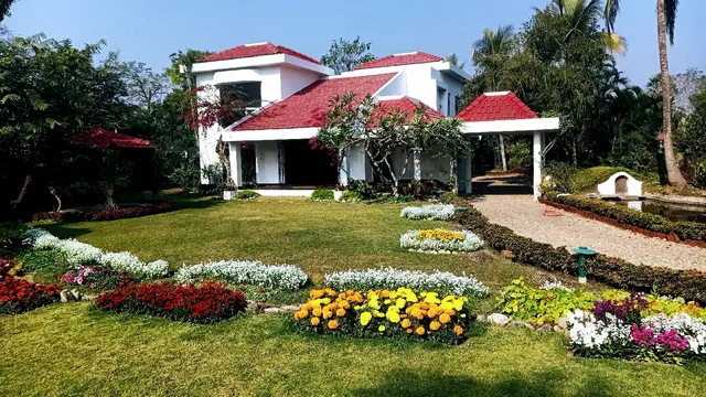 Raichak Holiday Home