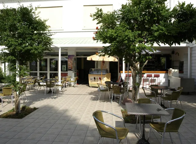 Le Victoria Residence