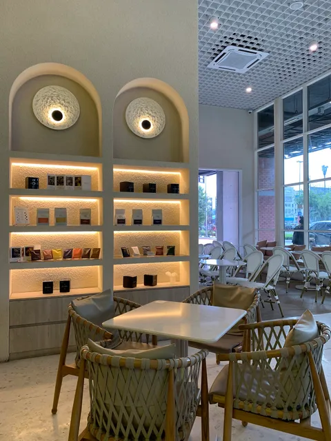 Quack Quack Bakery x HWC