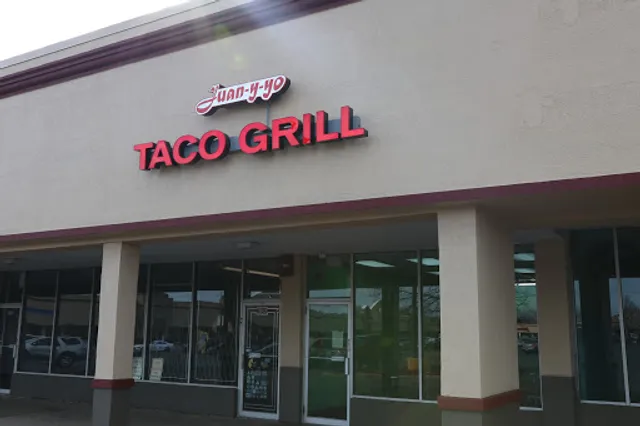 Juan y Yo Taco Grill