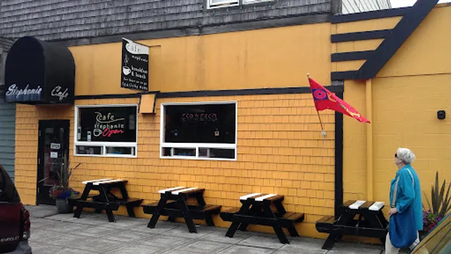 Cafe Stephanie