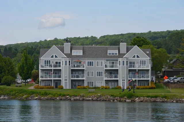 Bayfield on the Lake Unit #201