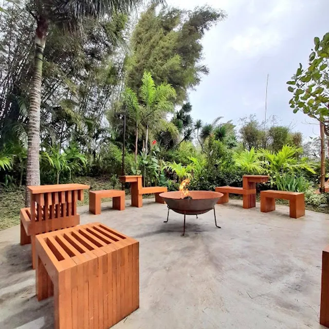 Facio Coffee & Cocktails