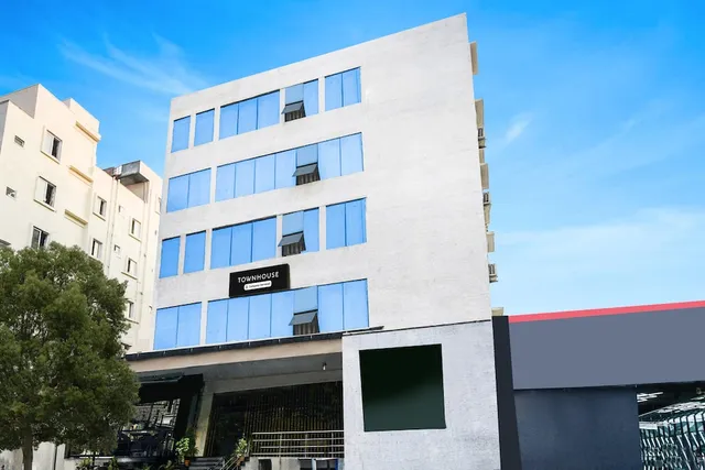 Townhouse HITEC City Metro Station Formerly JKC Grand