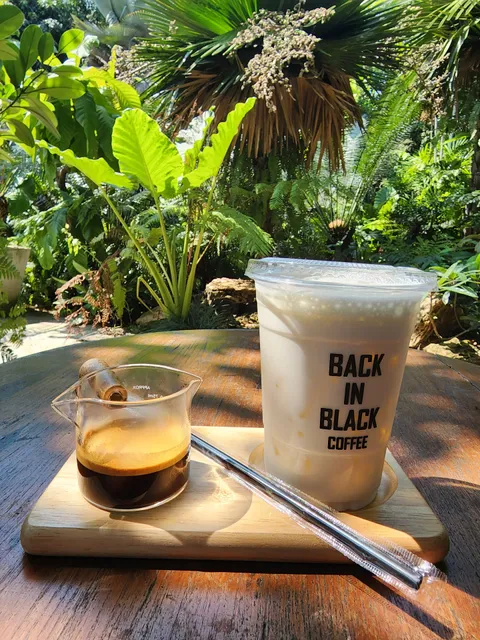 BACK IN BLACK COFFEE PATTAYA