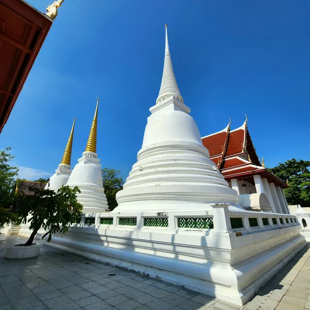 Wat Krua Wan Worawiharn