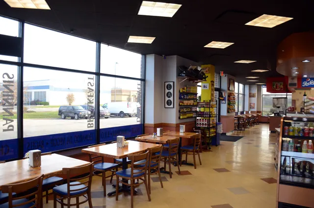 Moodys Subs and Sweets