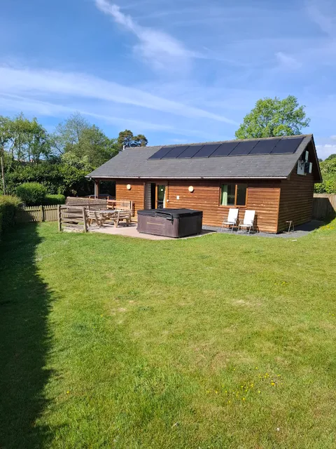 Heartsease Lodges