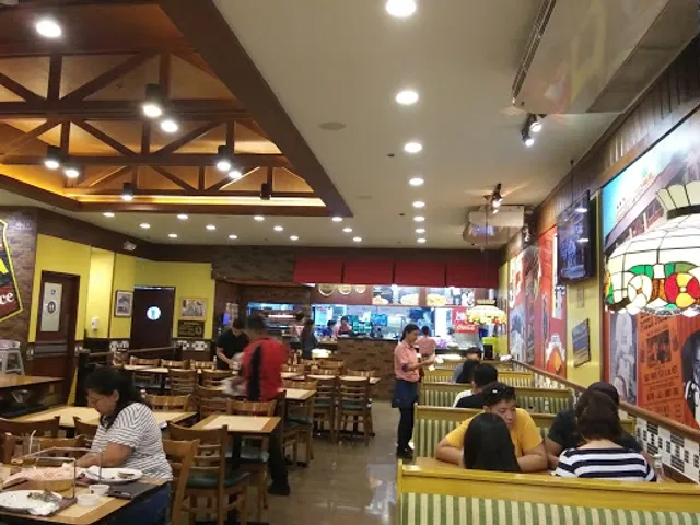 Shakey's Pizza Parlor - SM City Iloilo