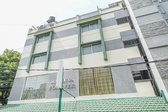 OYO Saarang Forever Near Hare Krishna Hill