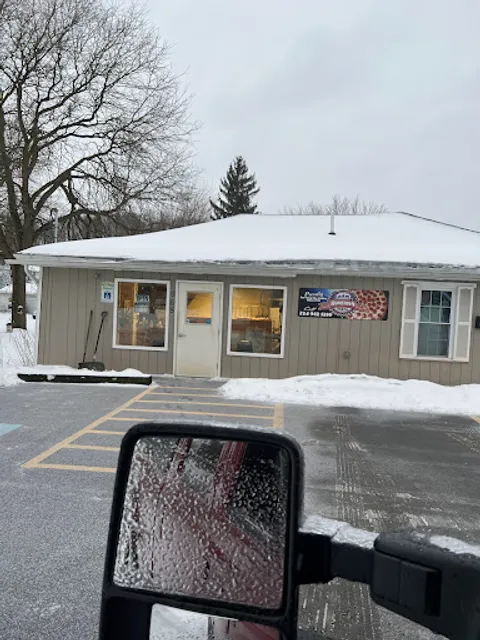 Hometown Homemade Pizza