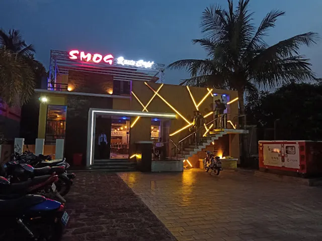 SMOG Resto Cafe