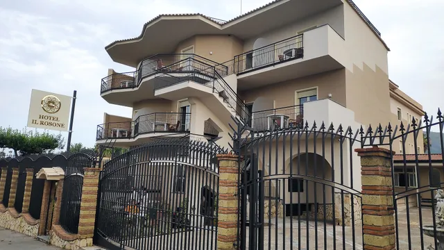 Hotel Il Rosone