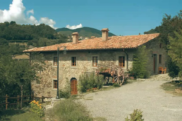 Farmhouse Borgo del Sole