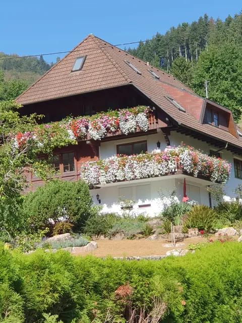 Oberbauernhof - Hans und Anna Wöhrle