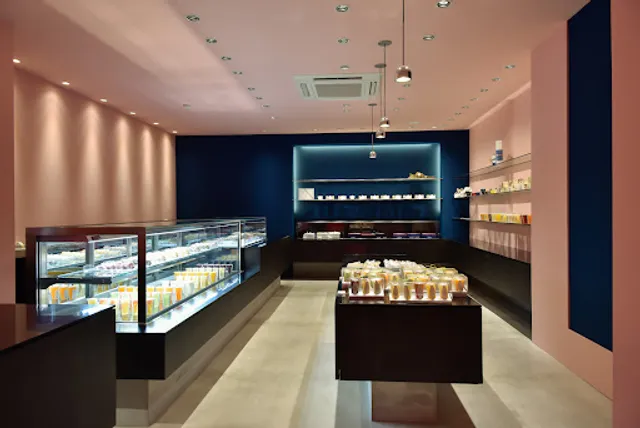 Le séjour de JUN｜ル・セジュール ド ジュン