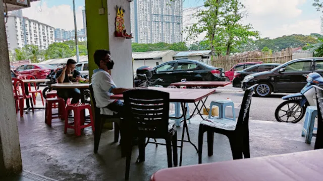Hainam Island Kopitiam 海南島陶圈咖啡店