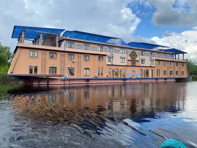 Отель Фараон