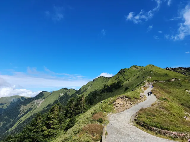 Hehuanshan Main Peak Trail