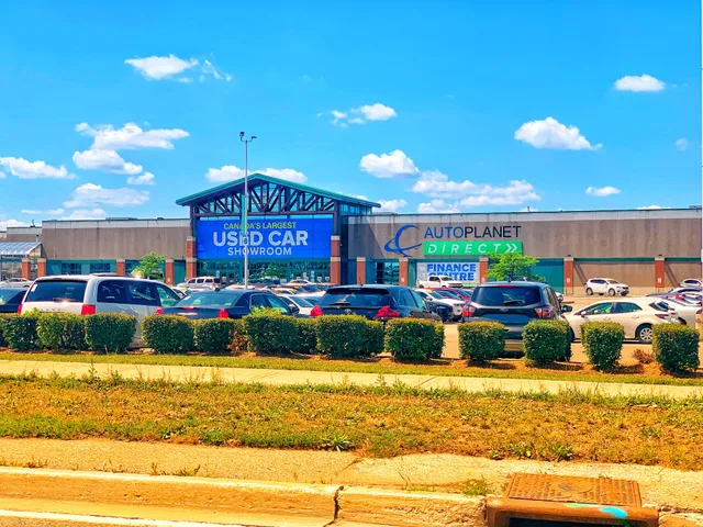 SmartCentres Brampton East