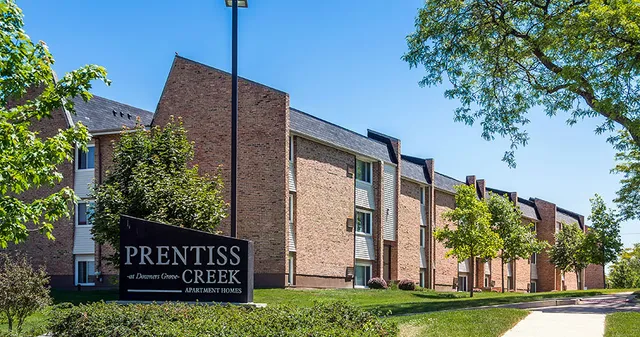 Prentiss Creek at Downers Grove Apartments