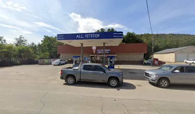 Perry's Icecream All Pit Stop