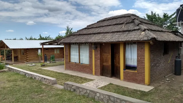 Pinares de Cacheuta Cabañas